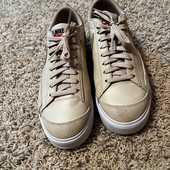 Platform Nike Blazers Low - Picture 2 of 2